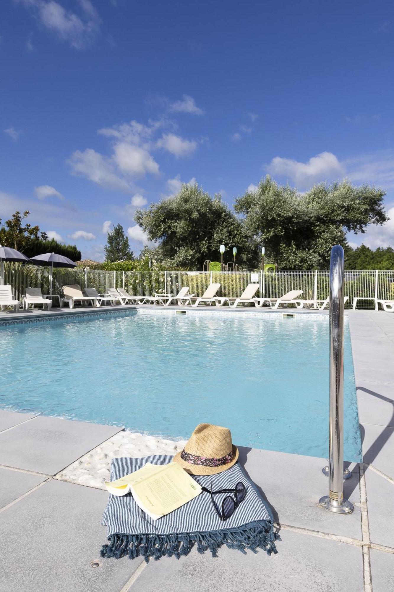 Camping Les Nysades Hotel Mirepoix  Exterior foto