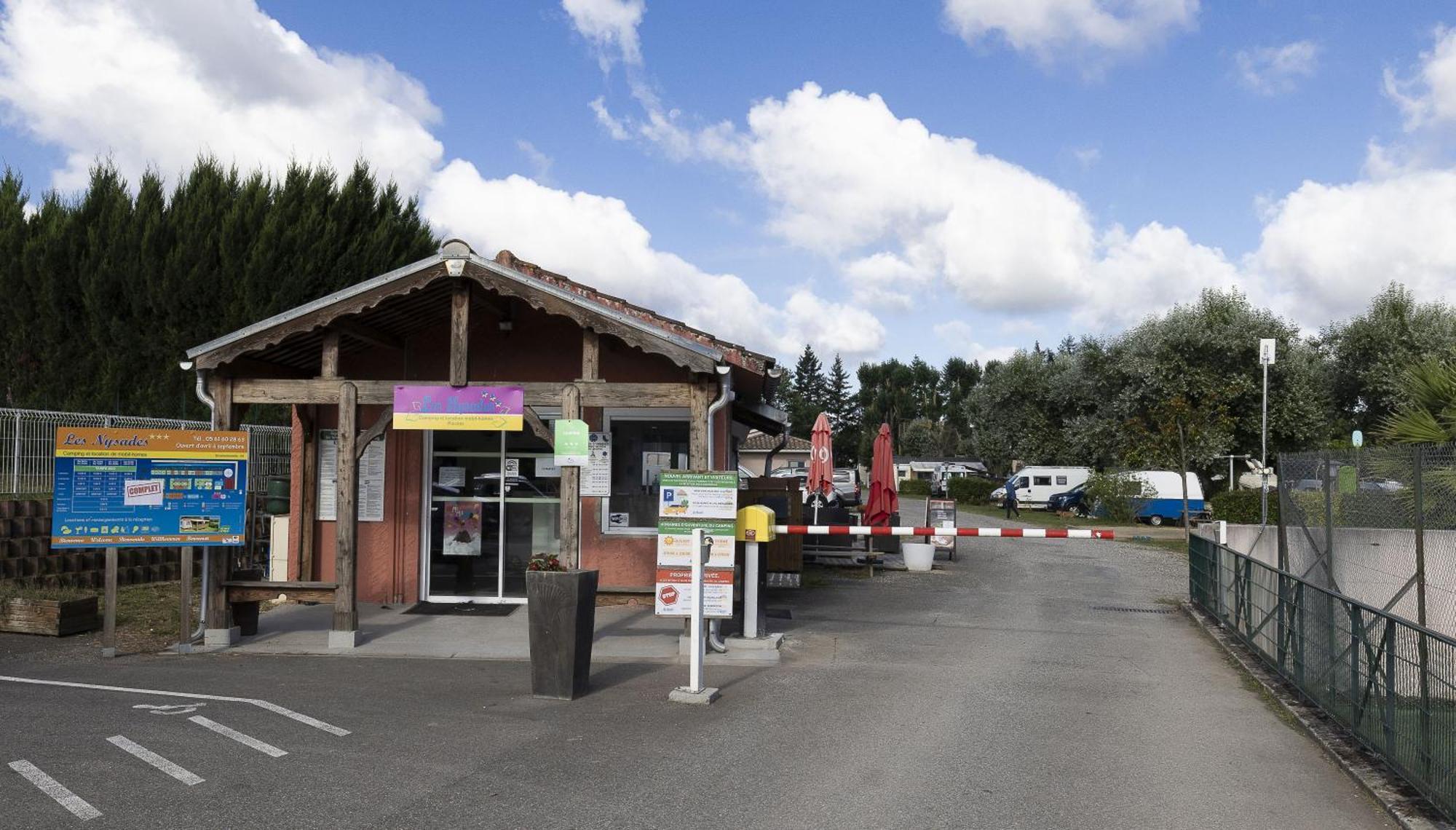 Camping Les Nysades Hotel Mirepoix  Exterior foto