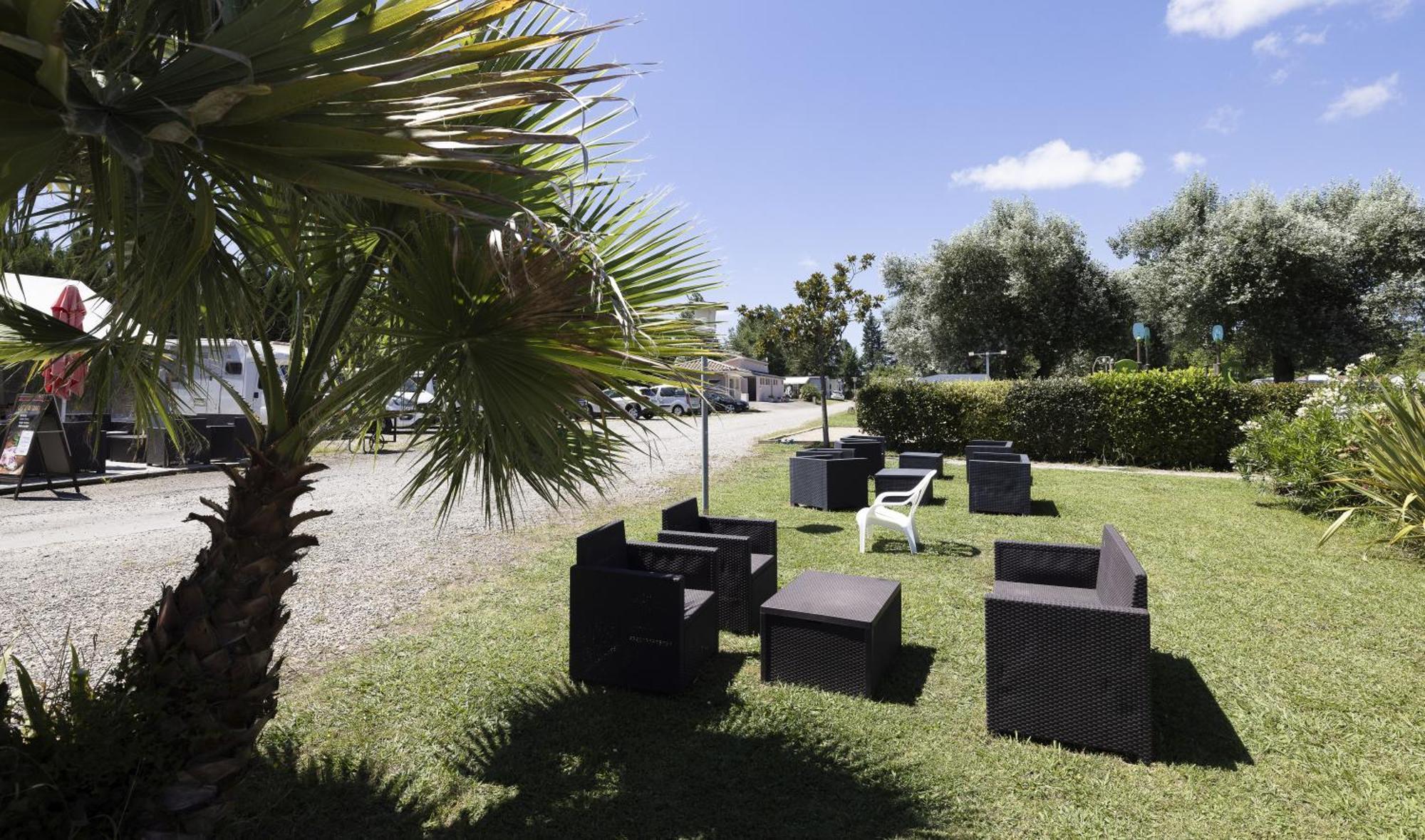 Camping Les Nysades Hotel Mirepoix  Exterior foto